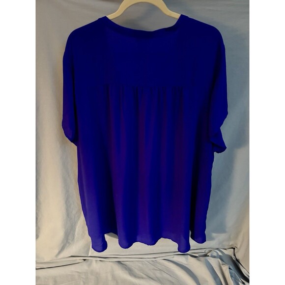 Torrid Blouse - Picture 2 of 4